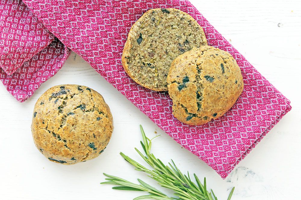 Low Carb Parmesan And Olive Bread Rolls