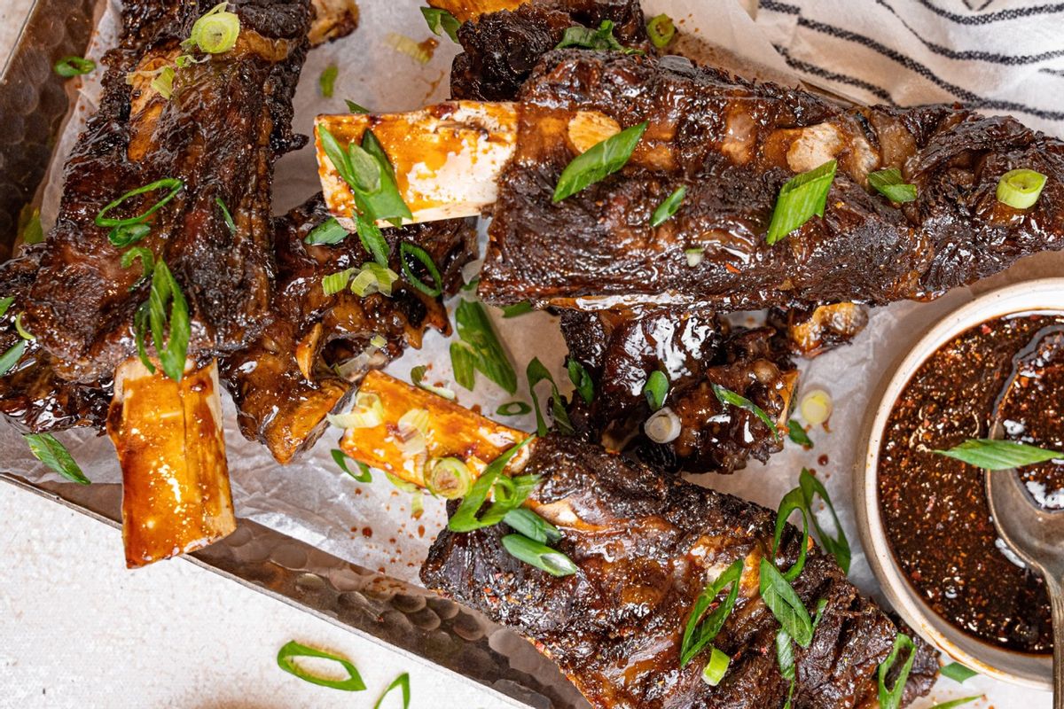 Keto Sticky Beef Ribs