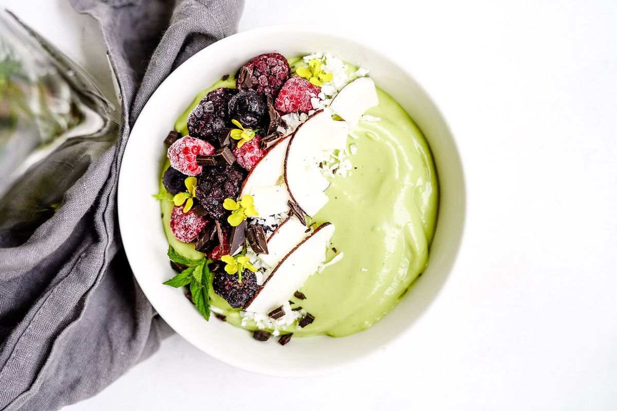 Low Carb Vegan Avocado Protein Smoothie Bowl