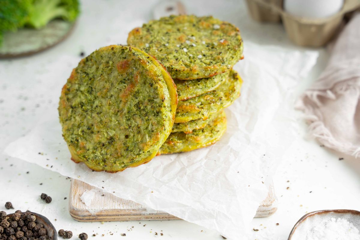 Easy Vegetarian Keto Broccoli Hash Browns 