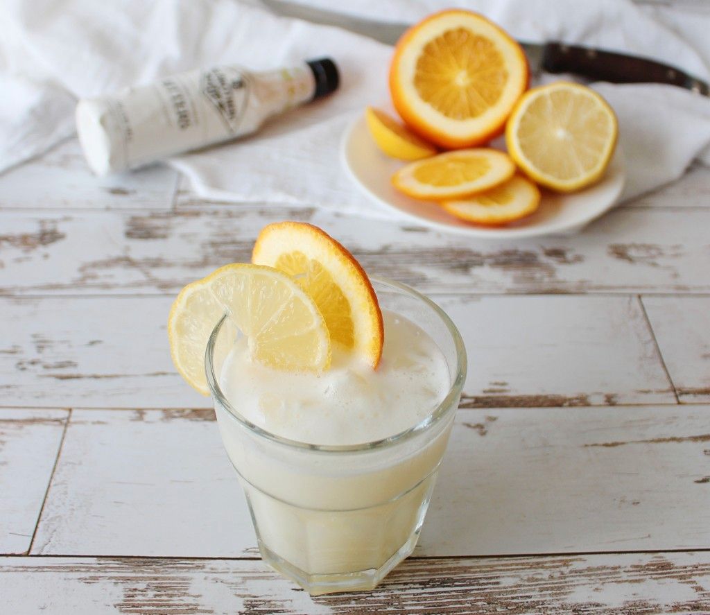 Keto Vodka Sour