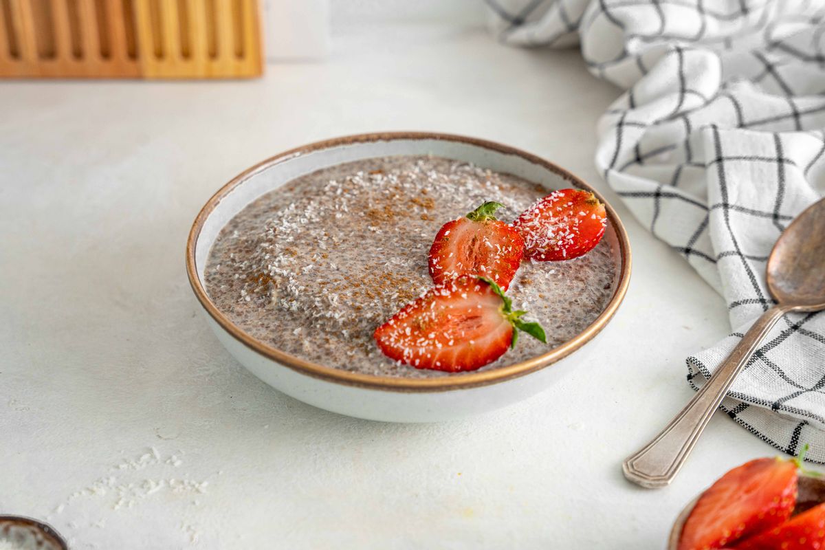 Keto Cinnamon Chia Porridge 