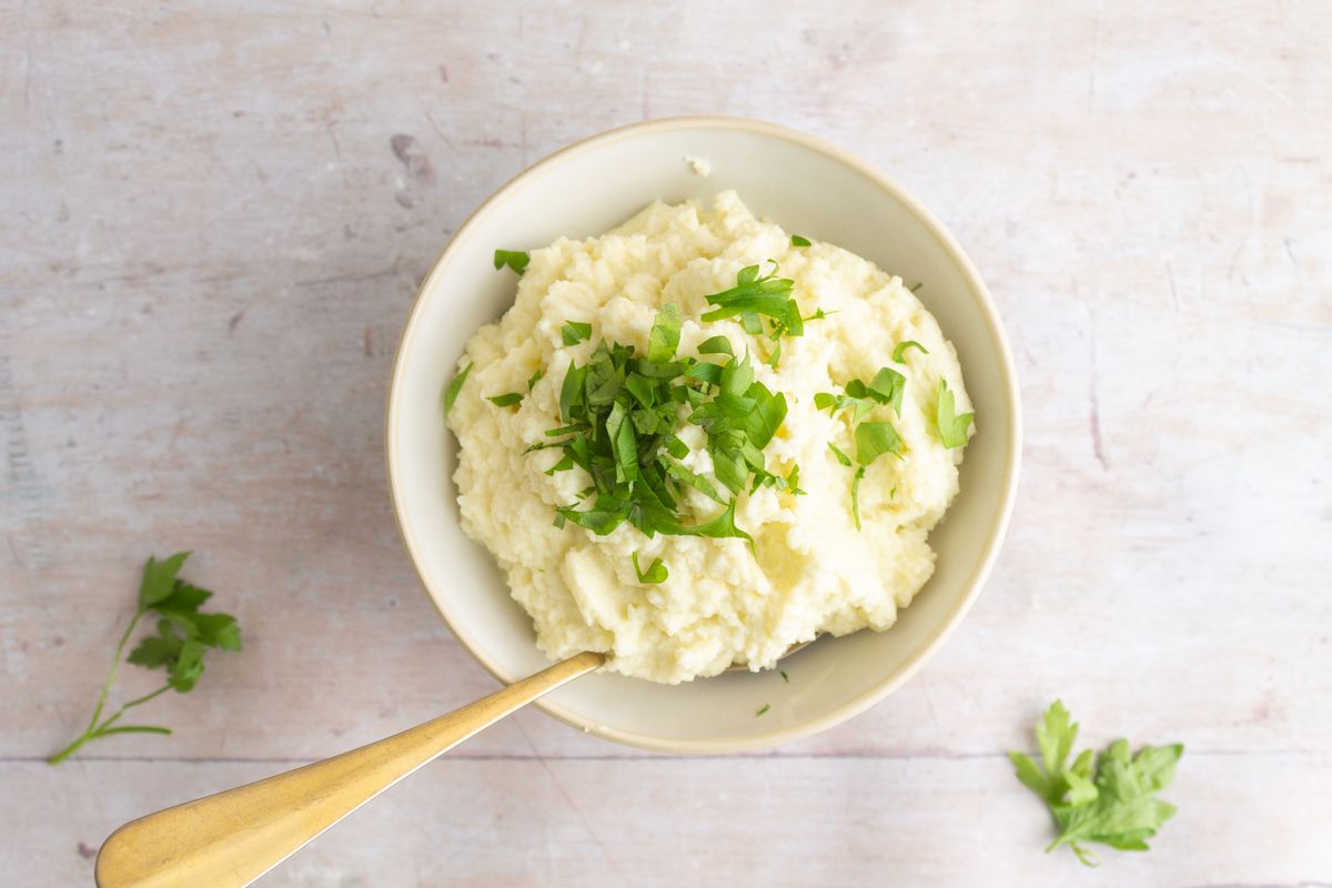 Keto Thanksgiving Mashed Cauliflower