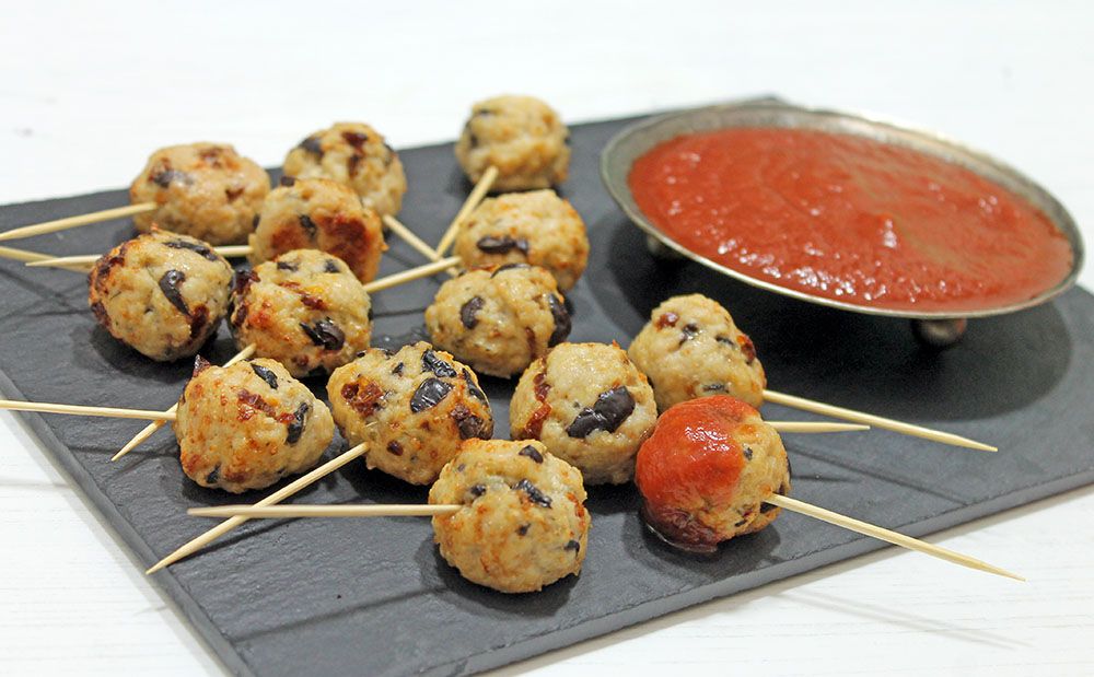 Keto Turkey Meatballs With Tomato Dipping Sauce