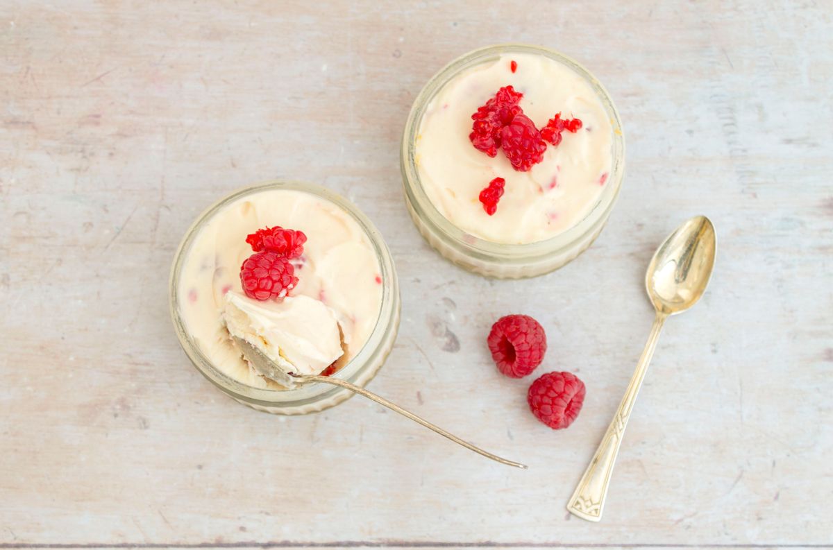 Keto Raspberry Mini Cheesecakes