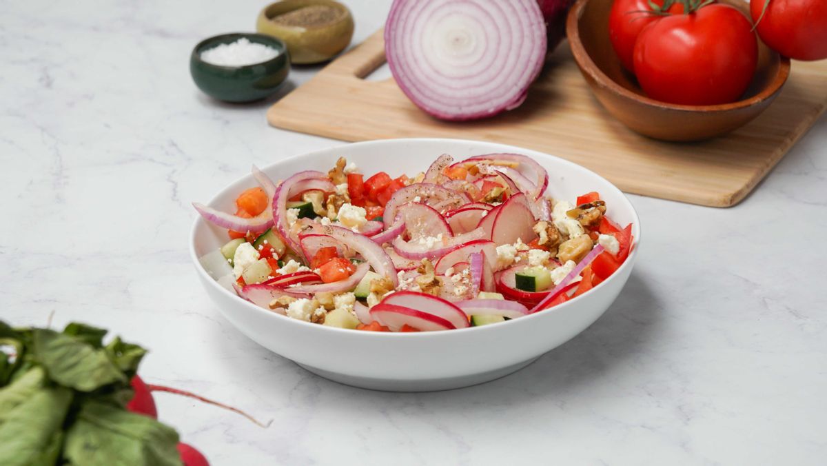Low Carb Cucumber and Radish Salad with Walnuts and Feta