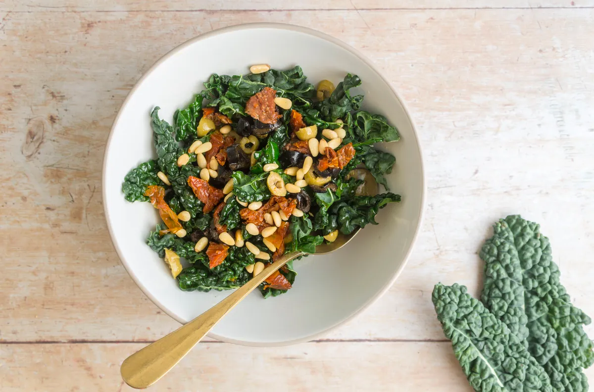 Keto Kale Salad with Olives and Tomatoes
