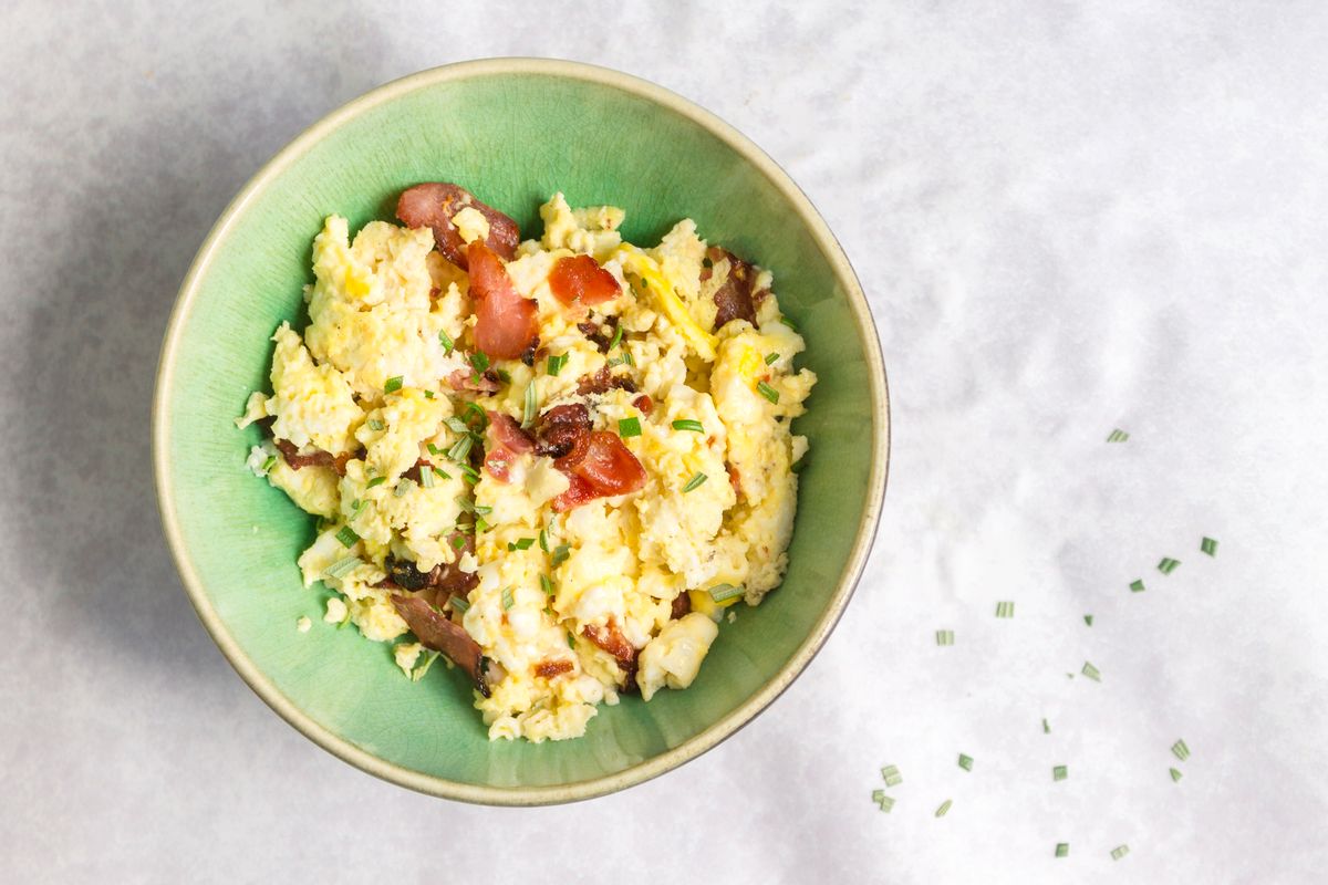 Keto Scrambled Eggs with Goats Cheese and Maple Bacon