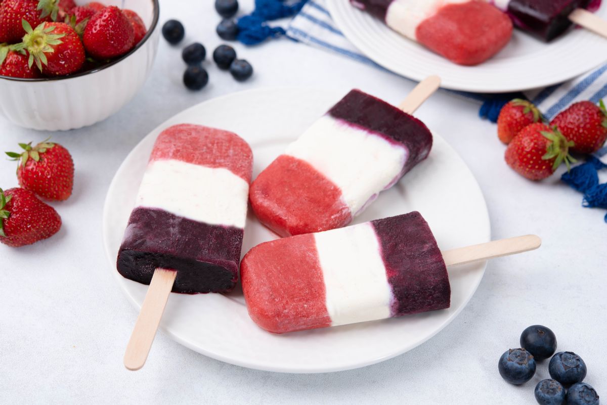 Keto 4th of July Popsicles