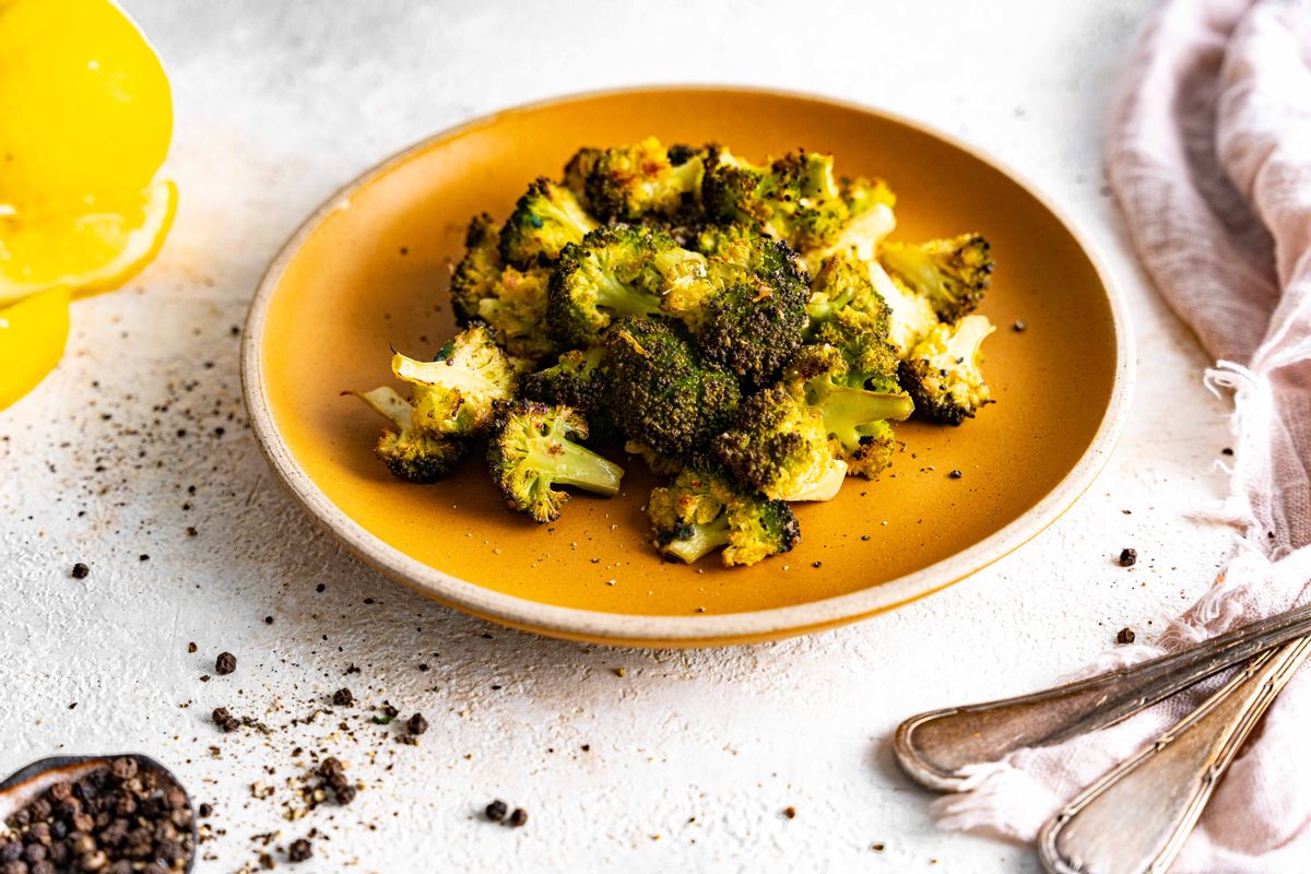 Easy Keto Baked Garlic Lemon Broccoli