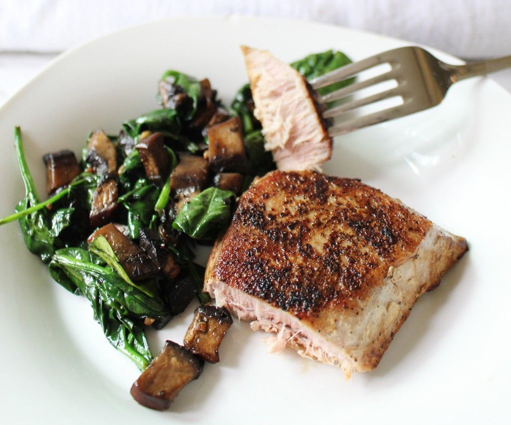 Keto Tuna Steak Dinner with Spinach and Mushrooms