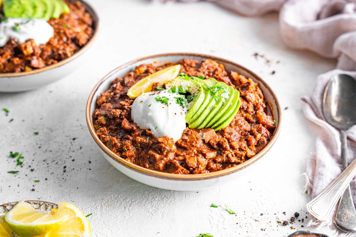 Low-Carb High-Protein Vegan Tofu Chili 