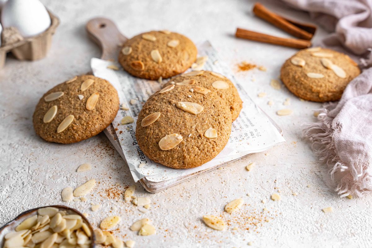 Gluten-free Keto Almond Cinnamon Butter Cookies