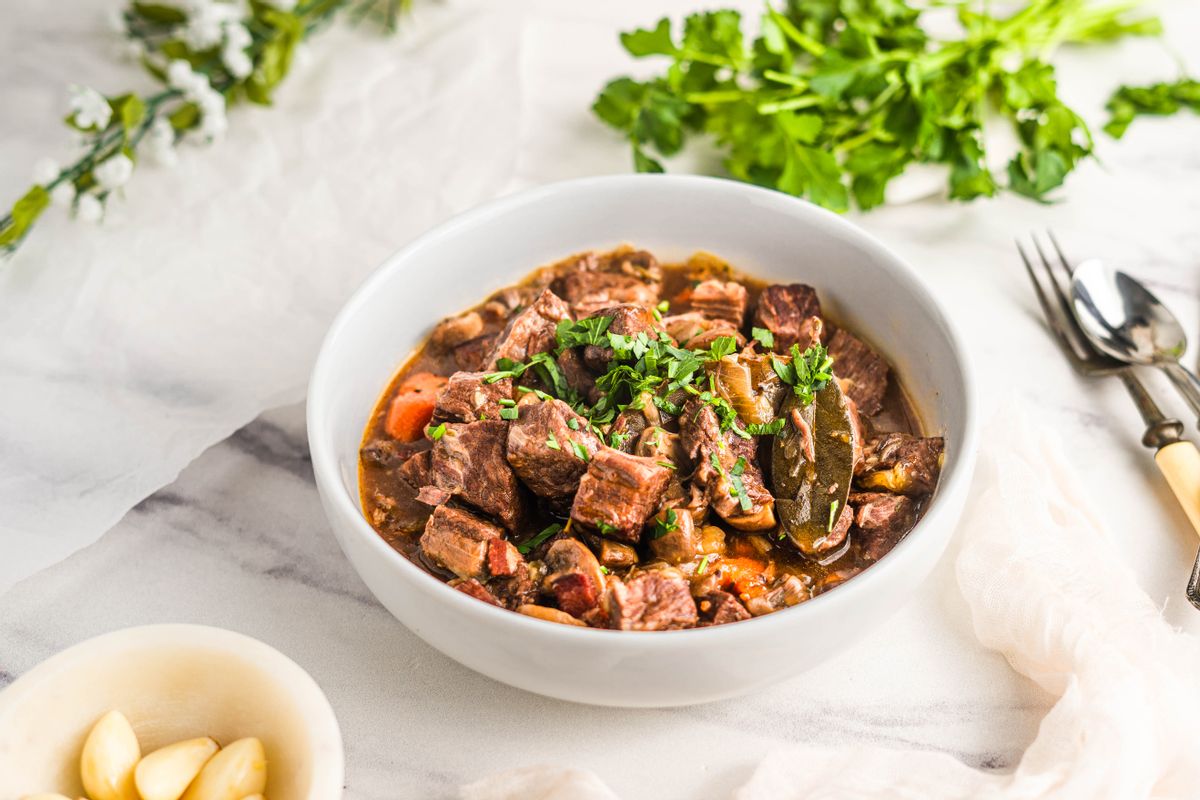 Best Paleo Instant Pot Beef Bourguignon