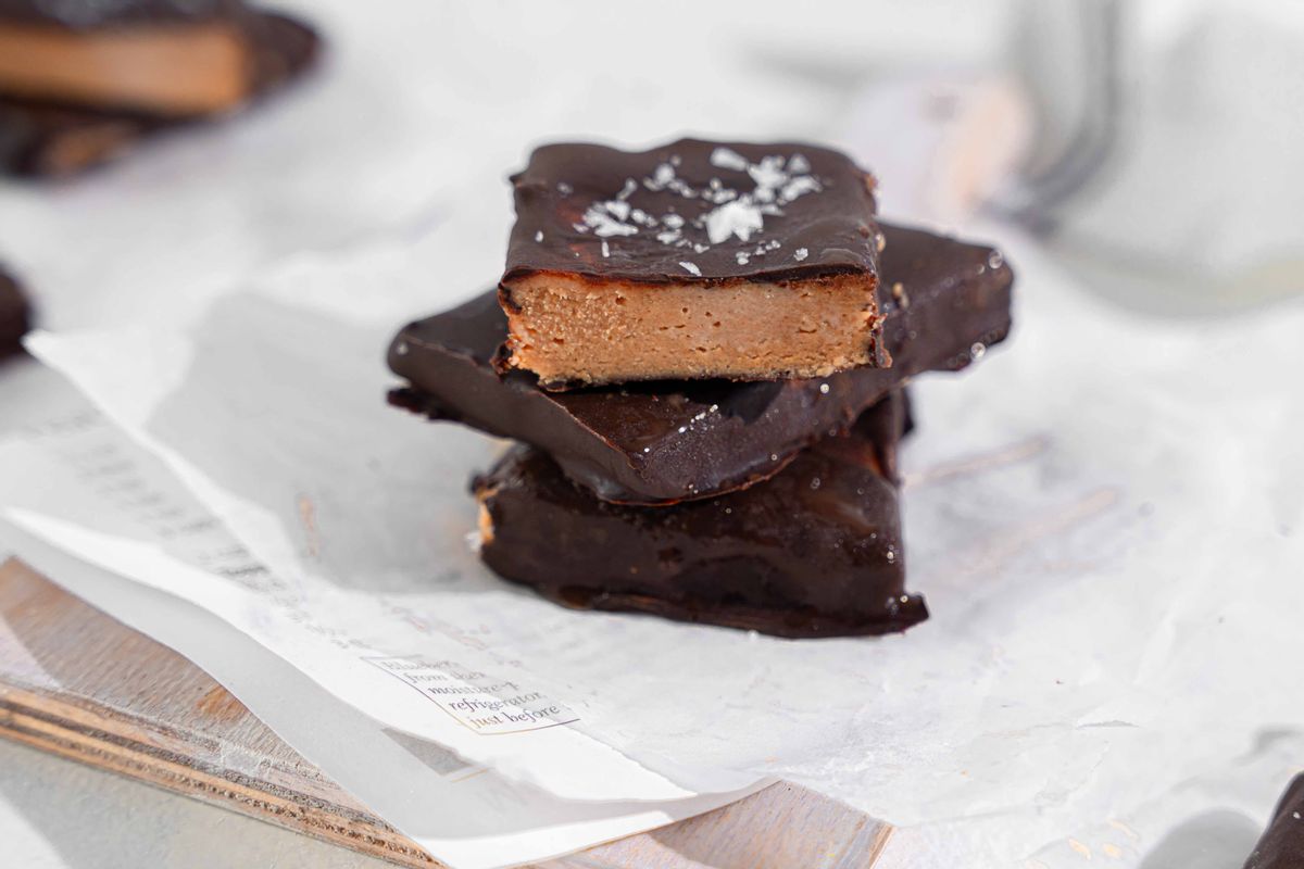 Keto Chocolate Peanut Butter Protein Bars