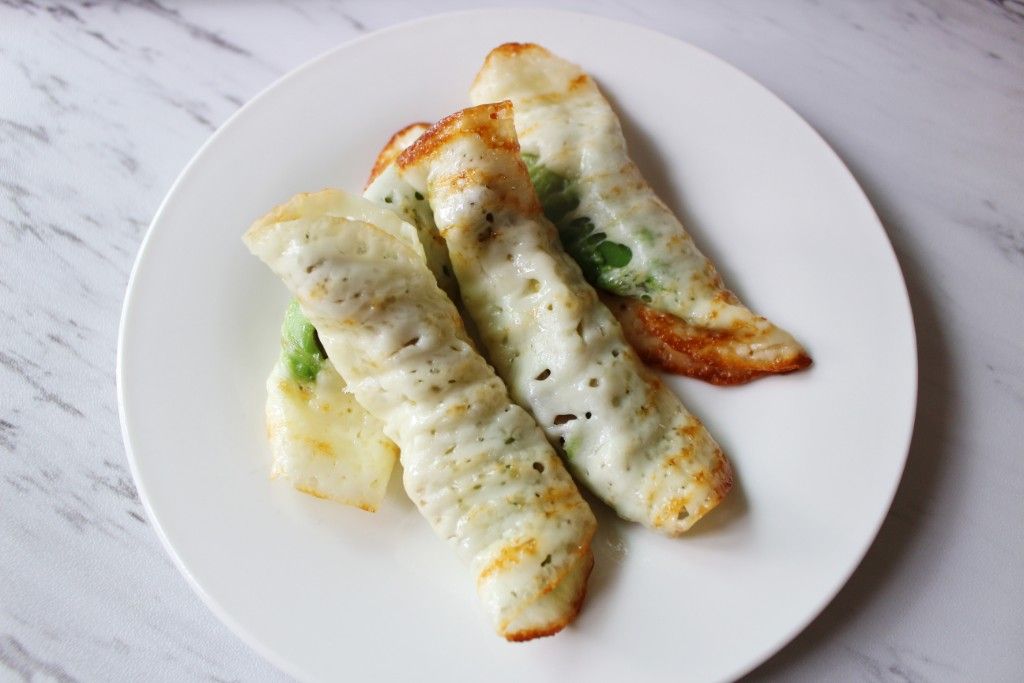 Keto Melty Cheese Avocado Rollups