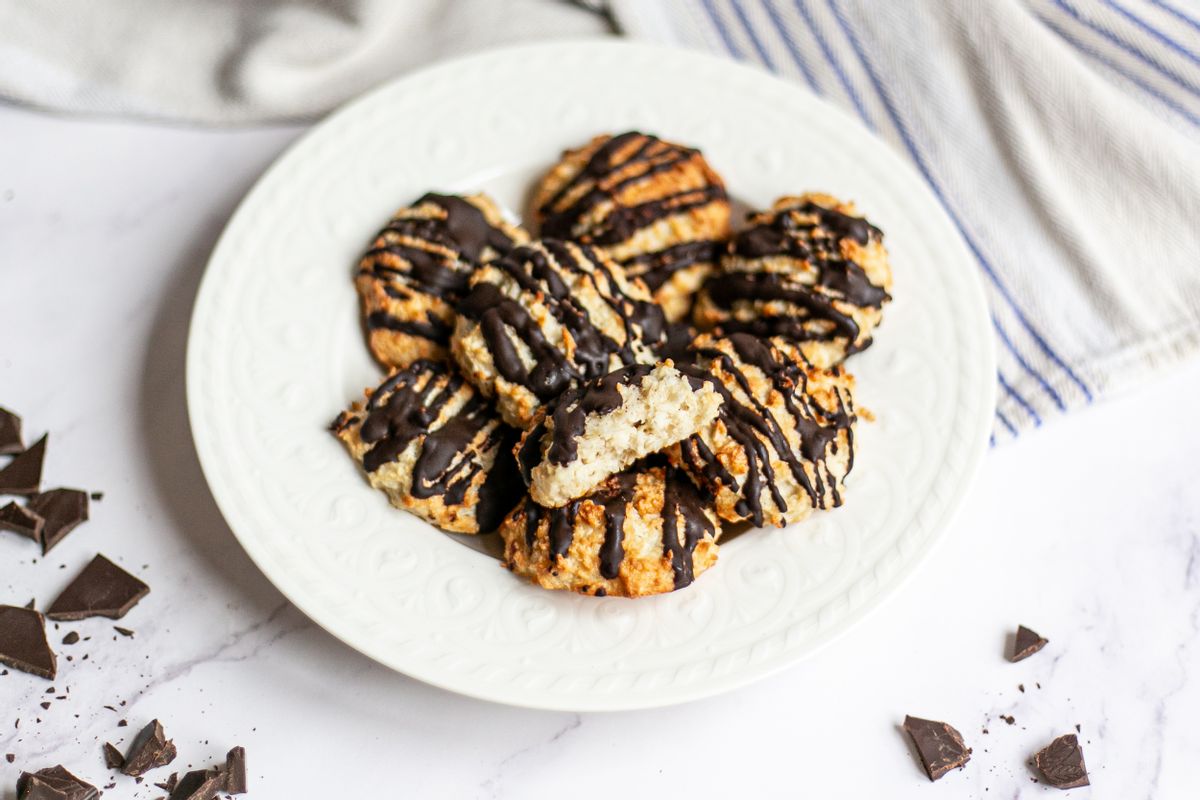 Keto Almond and Coconut Macaroons with a Dark Chocolate Drizzle
