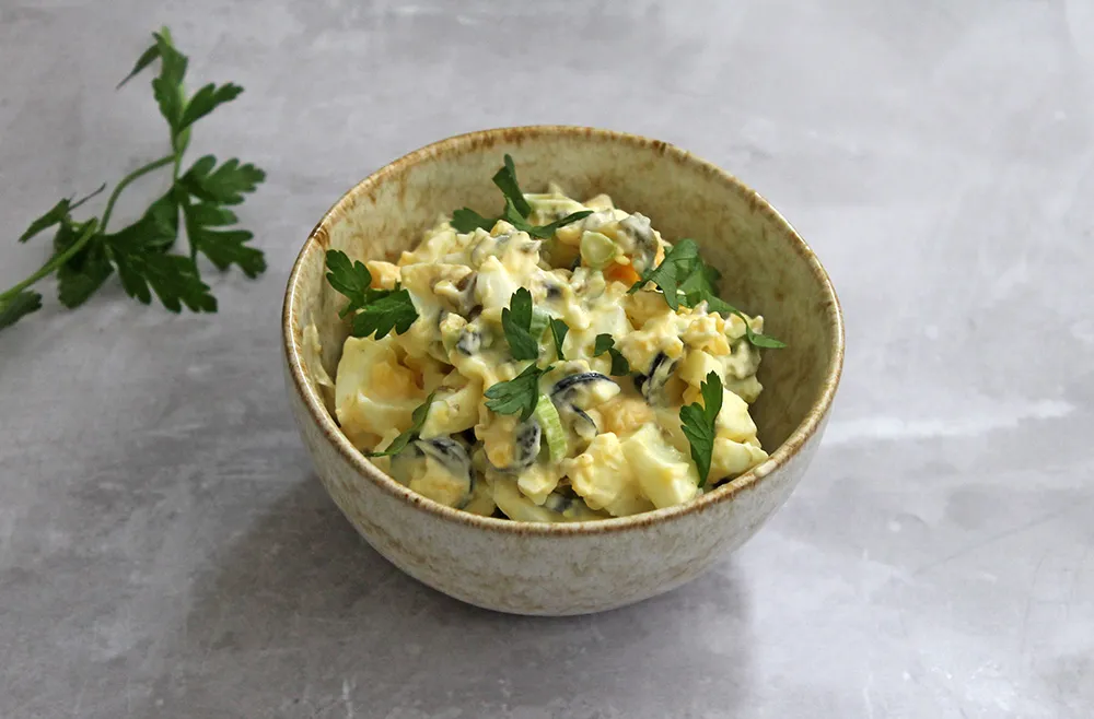 Keto Egg Salad with Capers and Olives