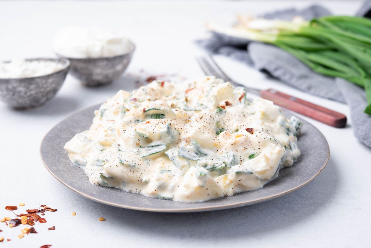 Keto Mediterranean Spring Onion Salad with Greek Yogurt