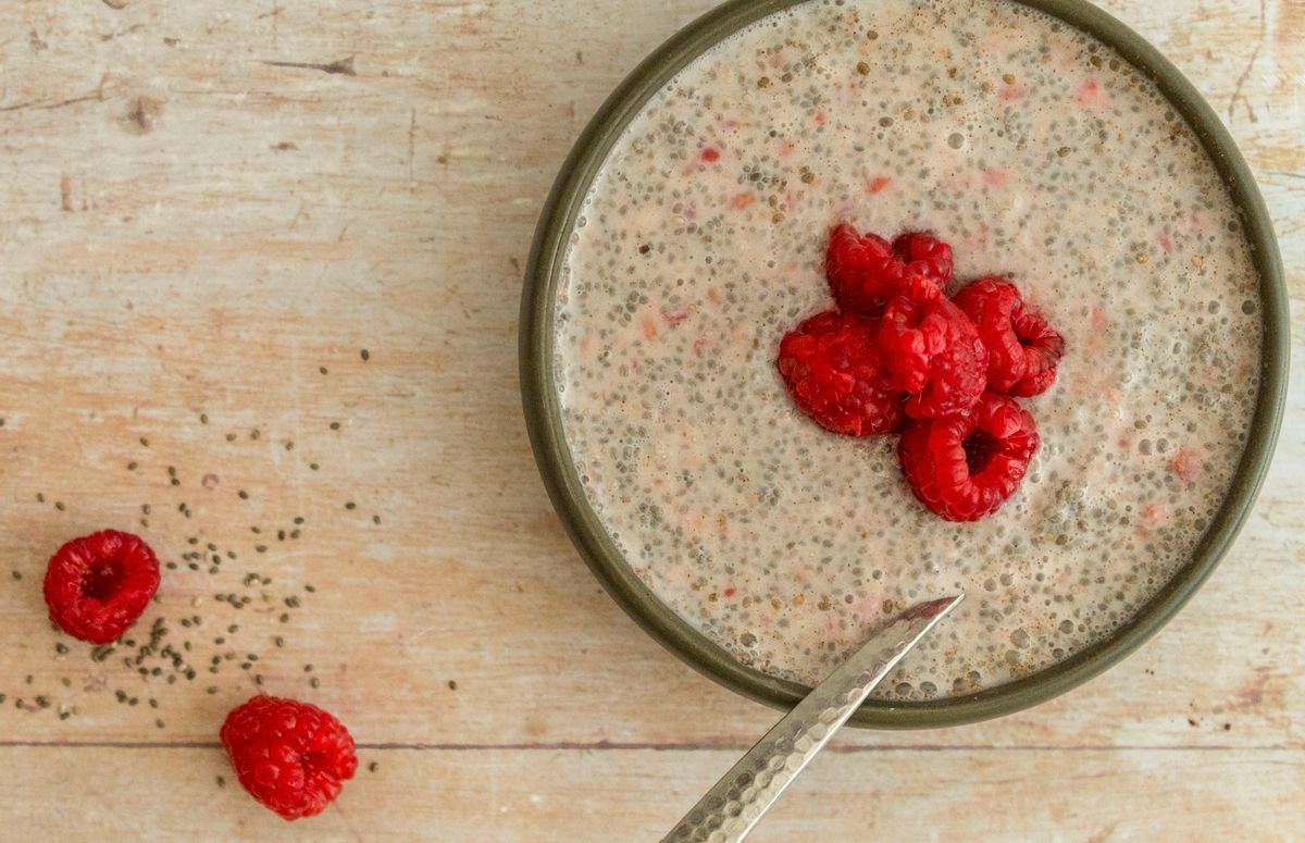 Low Carb Raspberry Chia Pudding