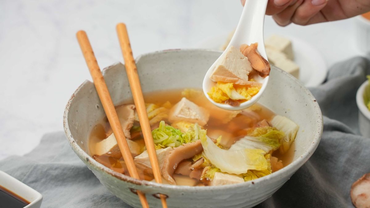 Low Carb Vegan Tofu Napa Cabbage Shiitake Soup