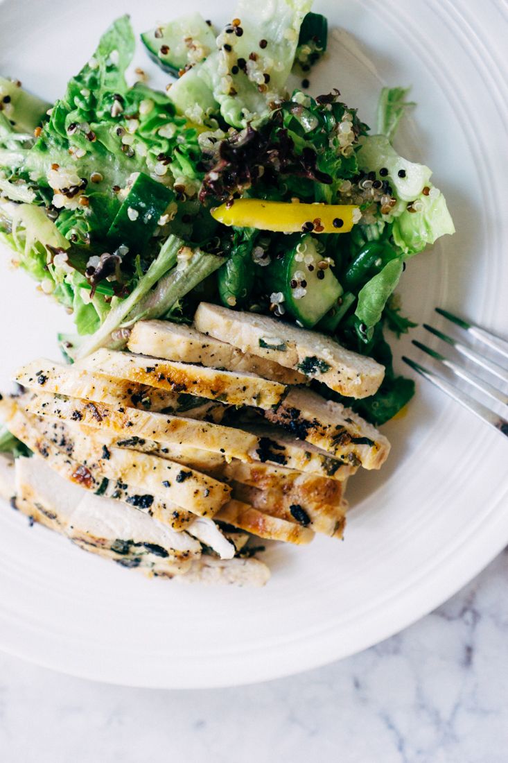 Low Carb Quinoa Salad with Herbed Chicken