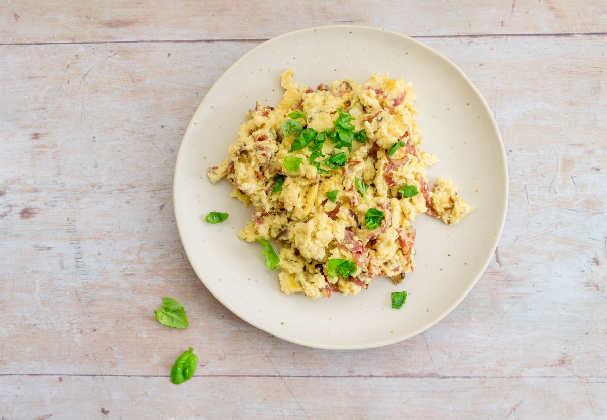 Keto Salami and Mozzarella Scrambled Eggs