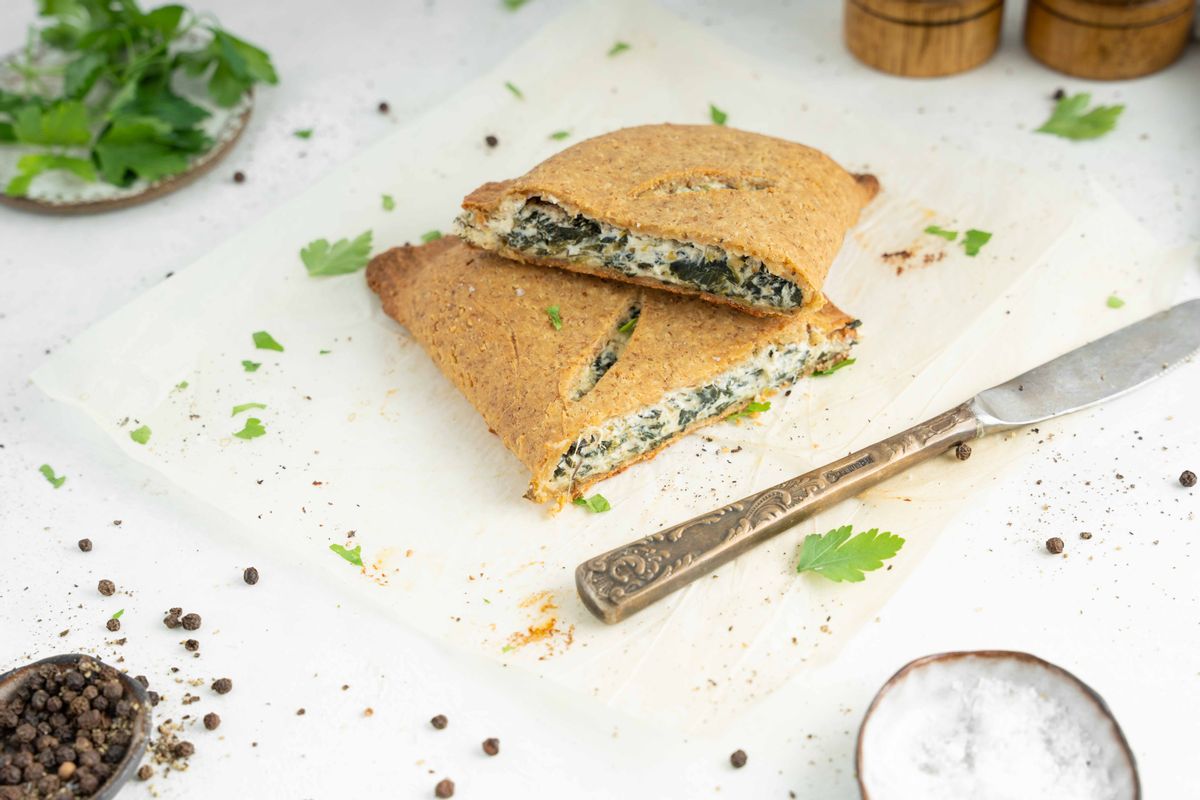 Keto Vegetarian Ricotta Spinach Calzone 