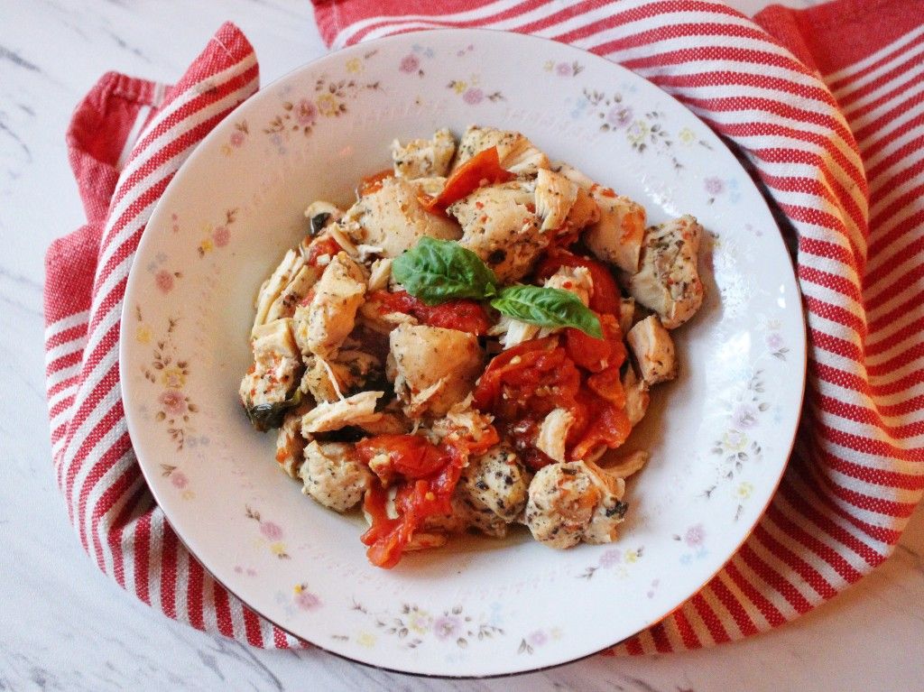 Keto Crock Pot Tomato Basil Chicken