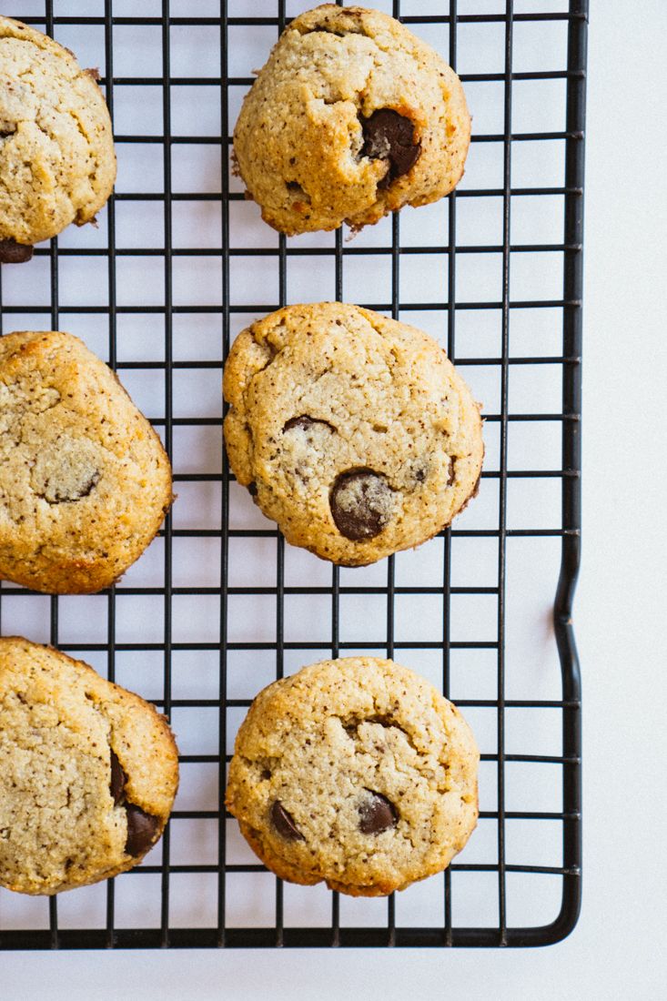 Keto Soft Brown Butter Chocolate Chip Cookies