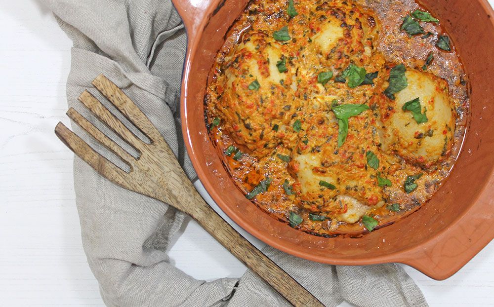 Keto Red Pepper Pesto Baked Chicken Thighs