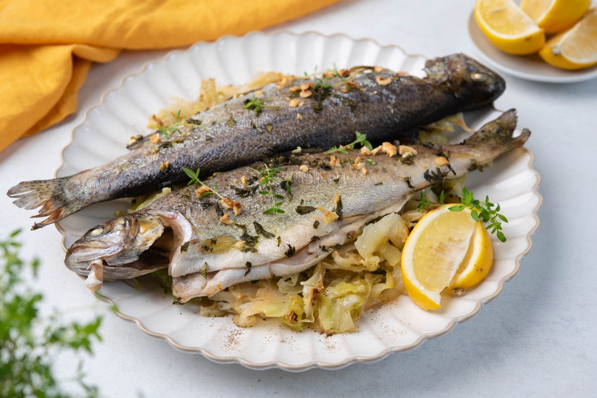 Keto Whole Baked Garlicky Fish with Cabbage