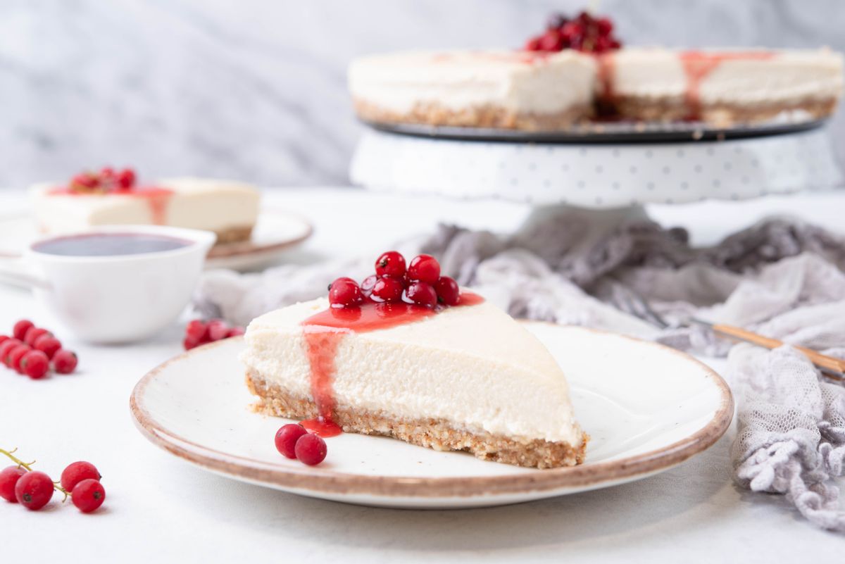 Vegan Keto Cheesecake