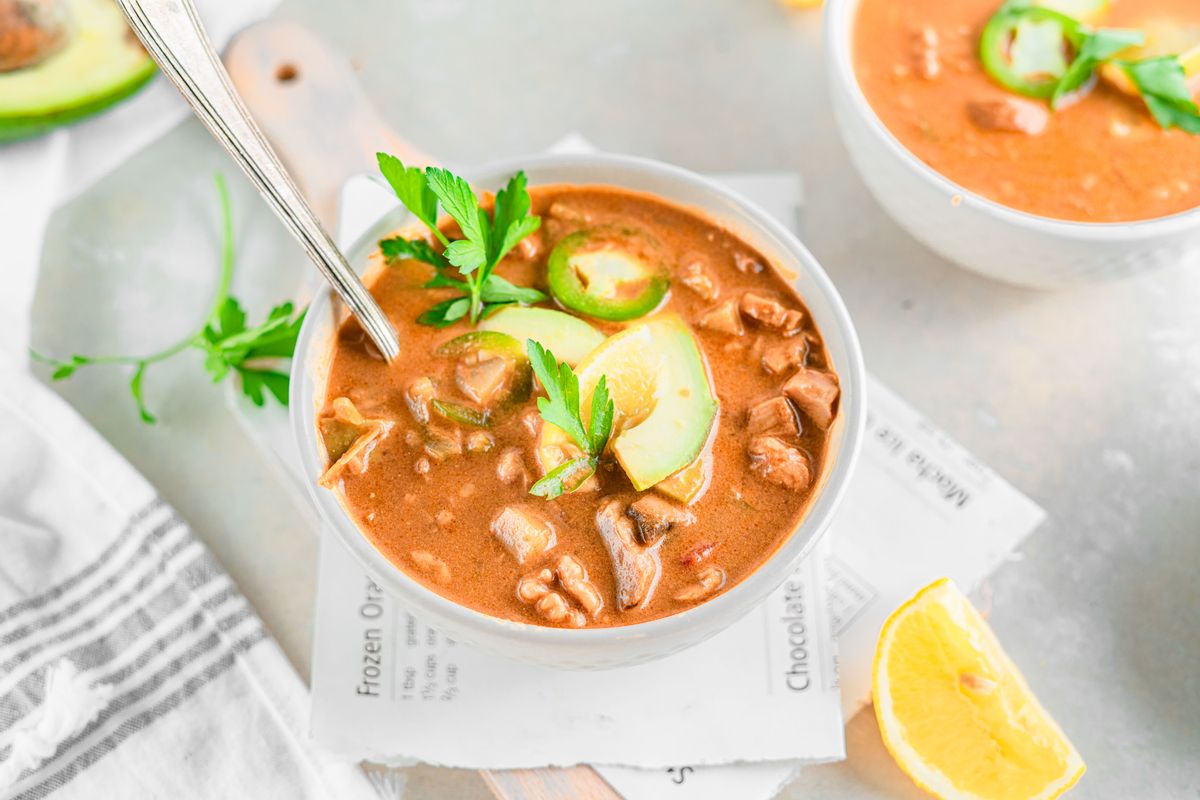 Eco-Keto Walnut and Mushroom Chili