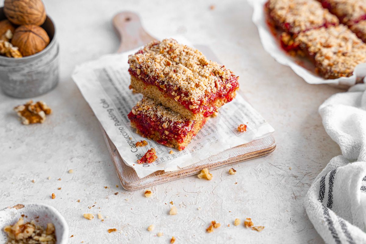 Keto Strawberry Breakfast Bars 