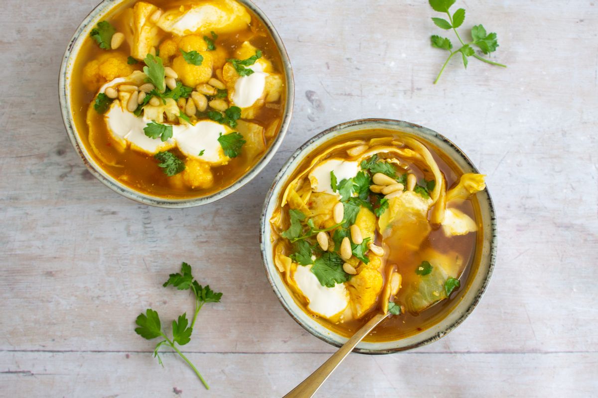 Low Carb Spiced Cauliflower And Cabbage Soup