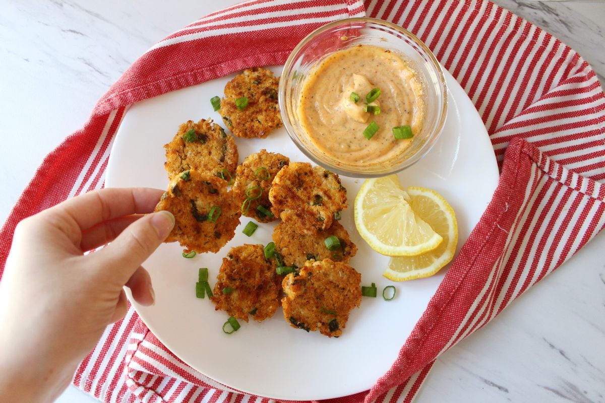 Keto Mini Crab Cakes w Cajun Mayo