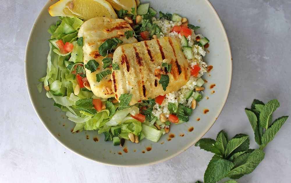 Low Carb Halloumi Salad