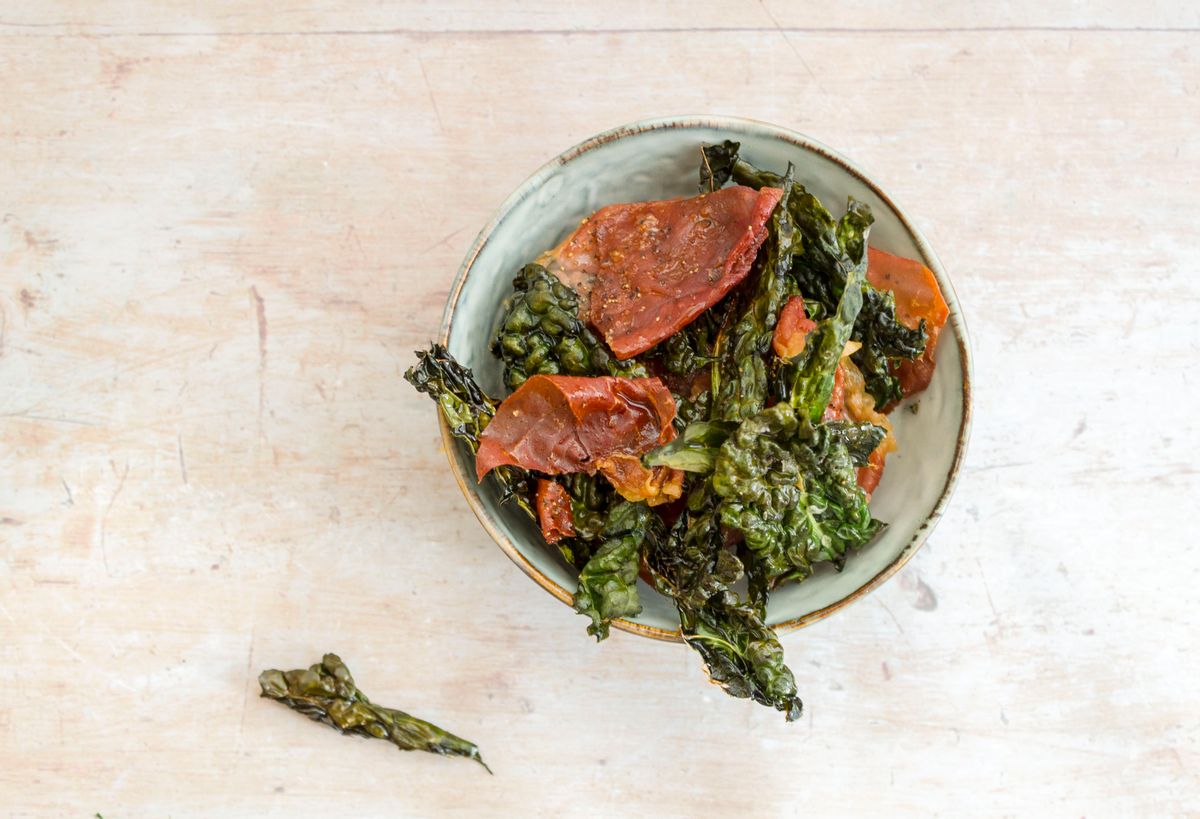 Keto Prosciutto and Kale Chips